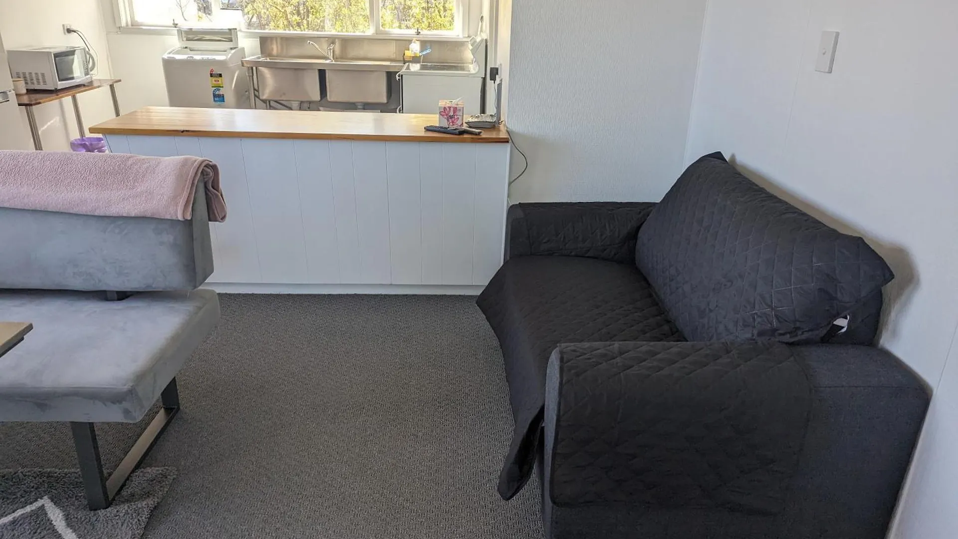 Bayley 1 - Walk To City From 2 Bedroom Apartment With City And Mountain Views Hobart